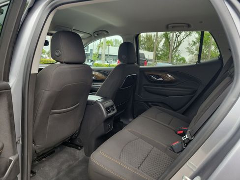 Used 2020 GMC Terrain SLE FWD image 13