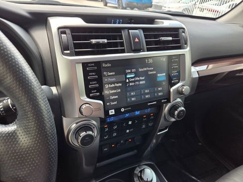 Used 2023 Toyota 4Runner Limited AWD/4WD image 23
