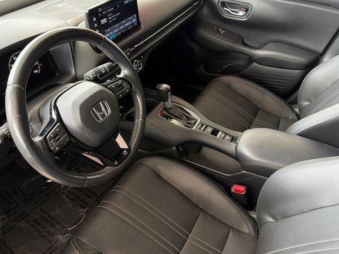 Used 2024 Honda HR-V EX-L image 10