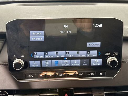 Used 2024 Mitsubishi Outlander SE image 13