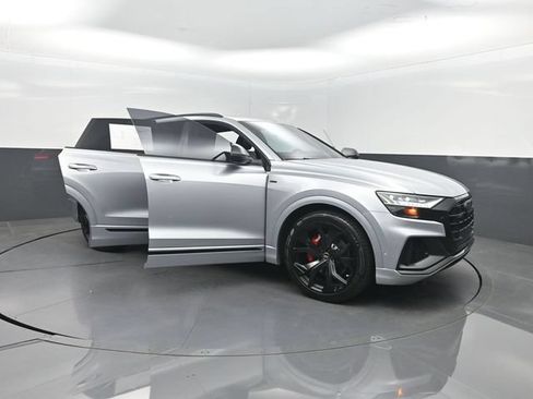 Used 2019 Audi Q8 Prestige AWD/4WD image 37