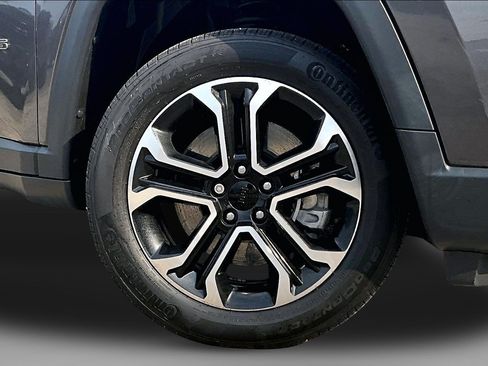 Used 2023 Jeep Compass Limited AWD/4WD image 9