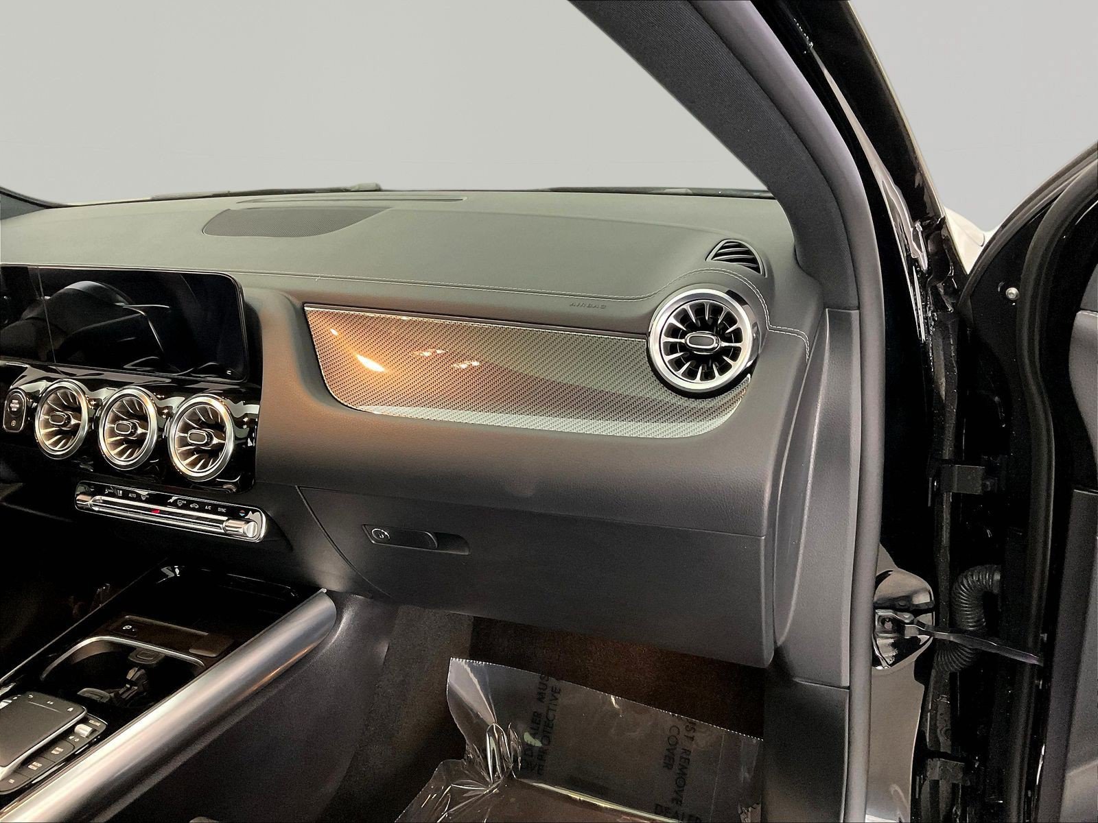 Certified 2022 Mercedes-Benz GLA 45 AMG 4MATIC image 26