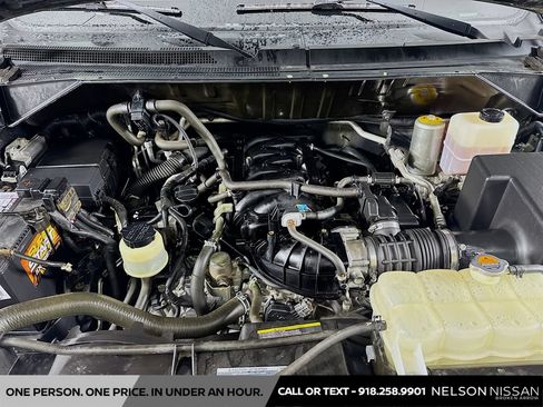 Used 2019 Nissan NV 3500 SL RWD image 30