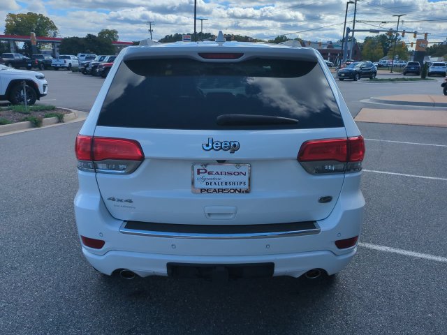 Used 2017 Jeep Grand Cherokee Overland w/ Jeep Active Safety Group AWD/4WD image 5