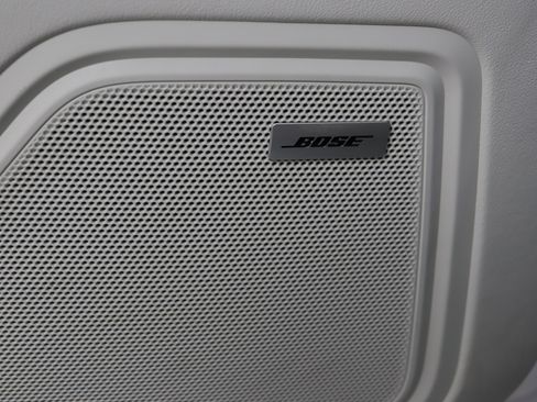 Used 2024 Porsche Macan GTS image 13