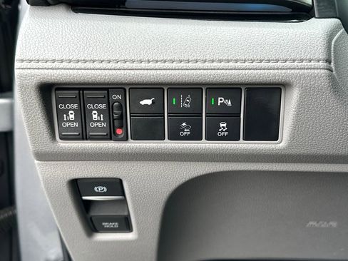 Used 2020 Honda Odyssey Elite image 22