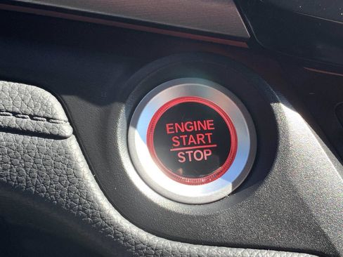 Certified 2025 Honda Odyssey Sport-L image 28