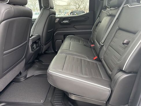 New 2026 GMC Sierra 1500 AT4X AWD/4WD image 17