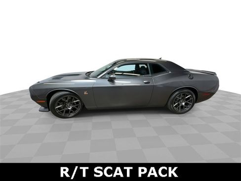 Used 2019 Dodge Challenger R/T Scat Pack image 5