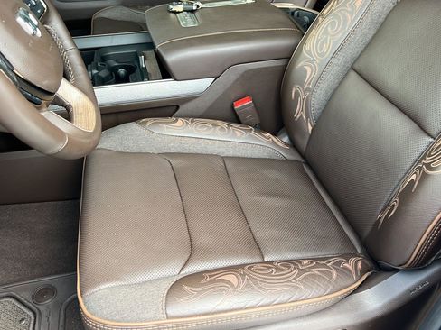 Used 2026 RAM 1500 Limited w/ Bed Utility Group image 34