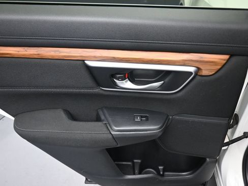 Used 2018 Honda CR-V EX image 30