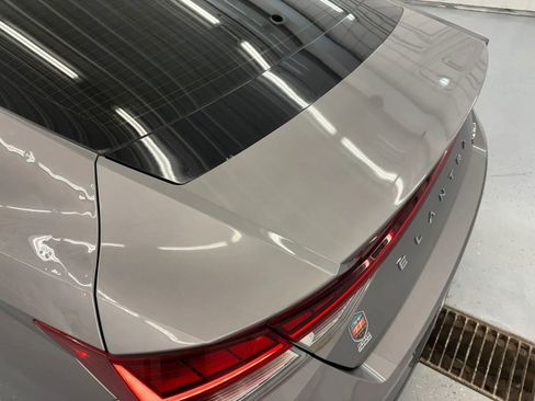 Used 2023 Hyundai Elantra Limited image 23