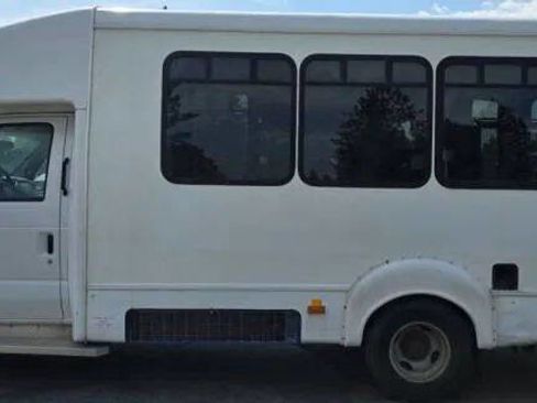 Used 2011 Ford E-450 and Econoline 450 Super Duty w/ Shuttle Bus Prep Pkg image 9