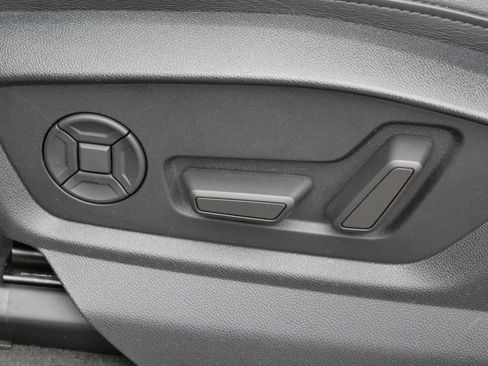 Used 2023 Audi Q7 3.0T Premium Plus w/ Premium Plus Package image 18