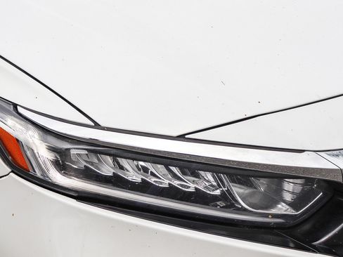Used 2020 Honda Accord LX image 6