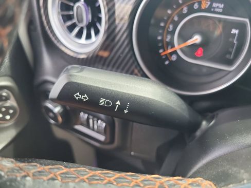 Certified 2018 Jeep Wrangler Sport AWD/4WD image 32