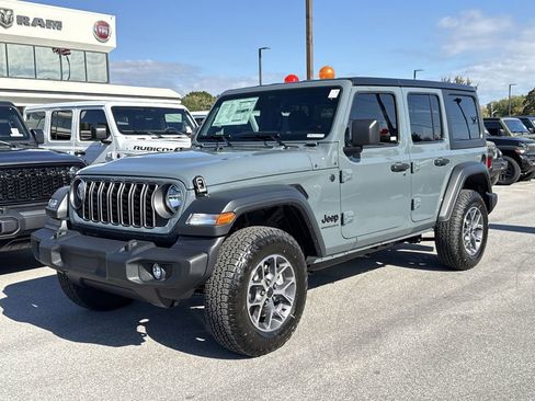 New 2026 Jeep Wrangler Sport S w/ Dual Top Group image 10