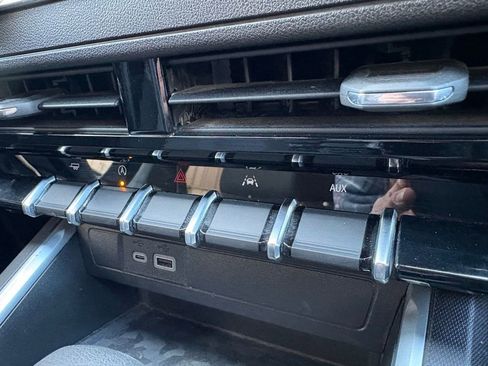 Used 2025 Chevrolet Colorado W/T w/ Advanced Trailering Package image 29