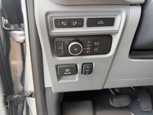 Used 2024 Ford F150 Lariat w/ Equipment Group 502A High AWD/4WD image 18