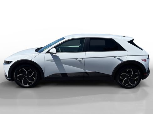 Certified 2024 Hyundai Ioniq 5 SEL RWD image 2