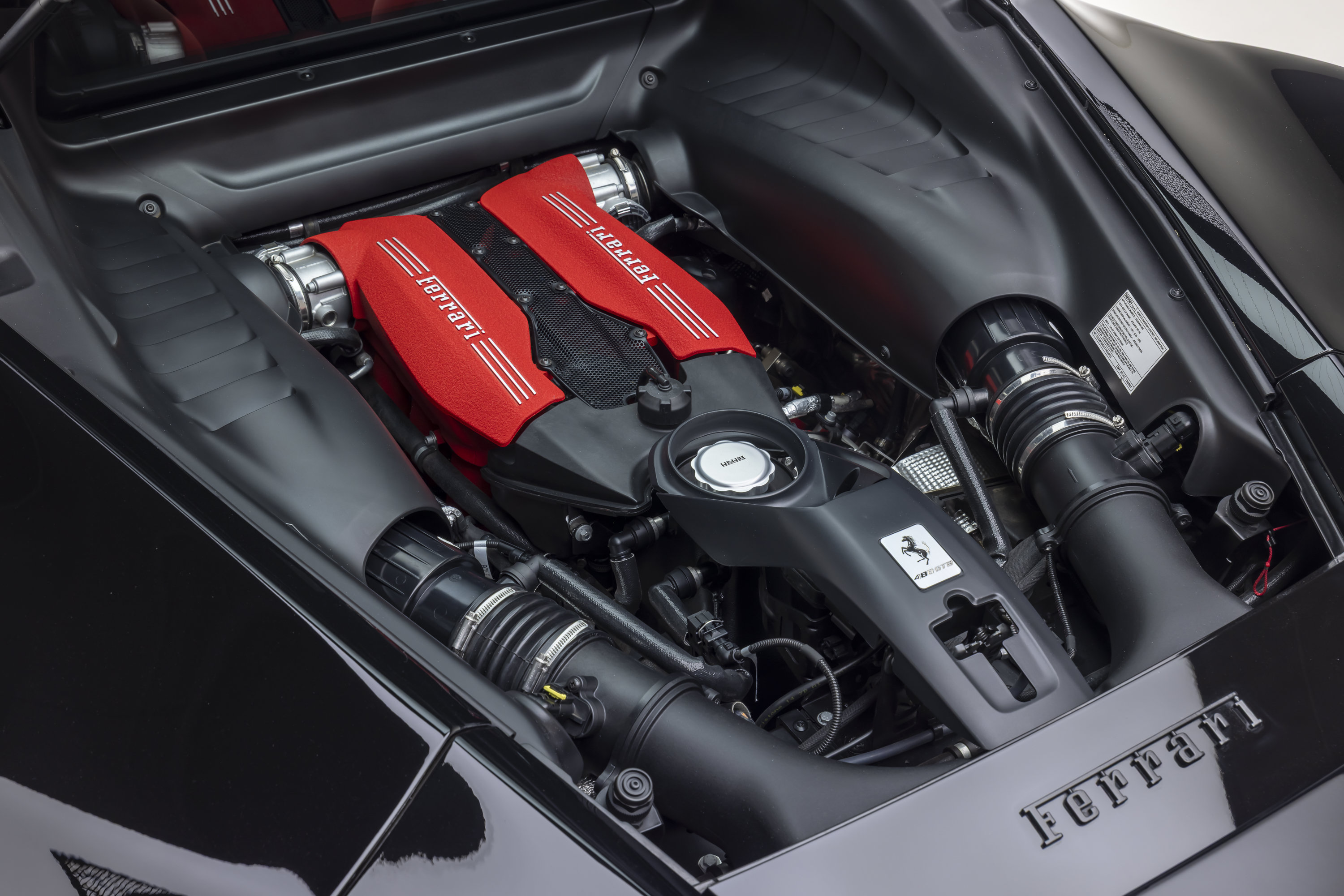 Certified 2018 Ferrari 488 GTB RWD image 37