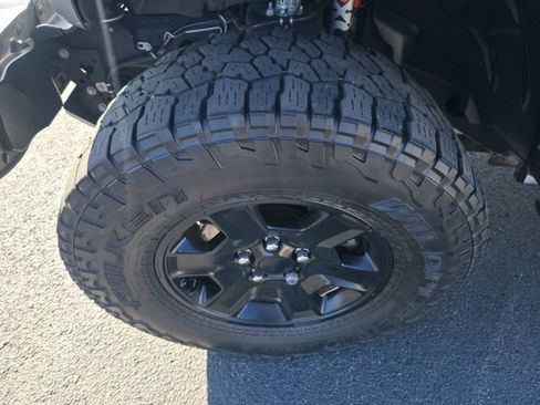 Used 2022 Jeep Gladiator Mojave w/ LED Lighting Group image 10