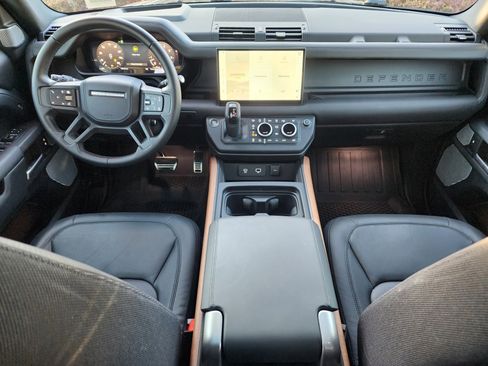 Used 2024 Land Rover Defender 130 X image 19