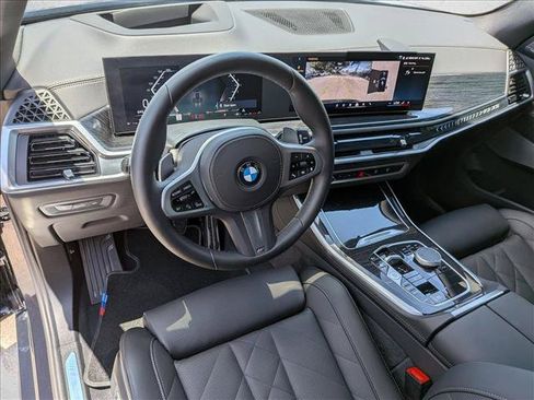 Used 2026 BMW X5 sDrive40i w/ M Sport Package RWD image 10