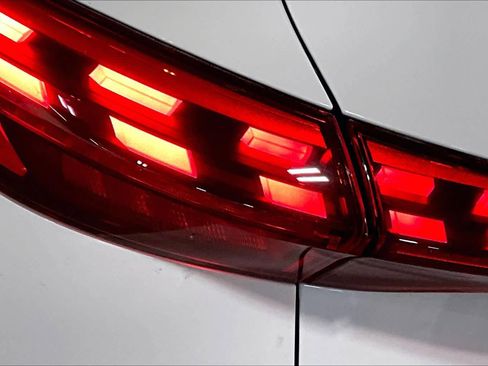 New 2026 Audi Q5 Premium image 14