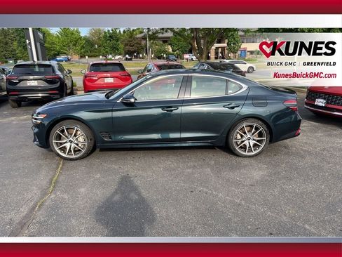 Used 2025 Genesis G70 2.5T AWD/4WD image 8