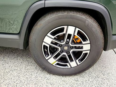 Used 2022 Rivian R1S Launch Edition Quad AWD/4WD image 9
