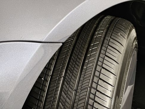 Used 2021 Tesla Model 3 Long Range image 14