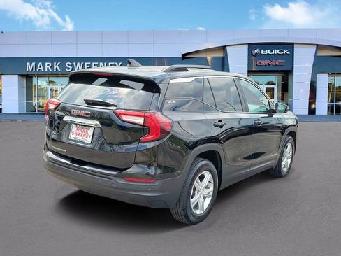 Used 2022 GMC Terrain SLE w/ Driver Convenience Package FWD image 33