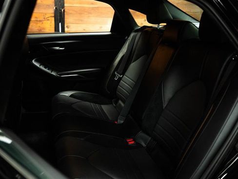 Used 2022 Toyota Avalon XSE w/ Carpet Mat Package (TMS) image 10