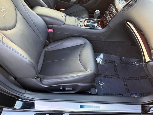 Used 2012 INFINITI G37 Convertible w/ Premium Pkg RWD image 25