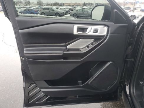 Used 2020 Ford Explorer ST w/ ST Street Pack image 24