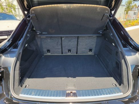 Certified 2025 Porsche Cayenne GTS AWD/4WD image 32