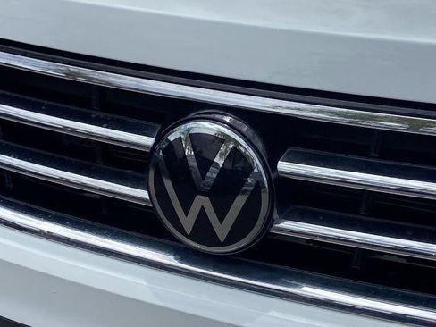Used 2024 Volkswagen Tiguan SE FWD image 26
