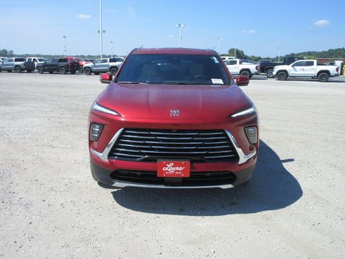 New 2026 Buick Enclave Preferred image 12