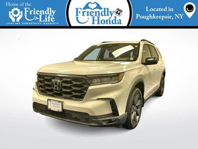 Certified 2025 Honda Pilot Sport