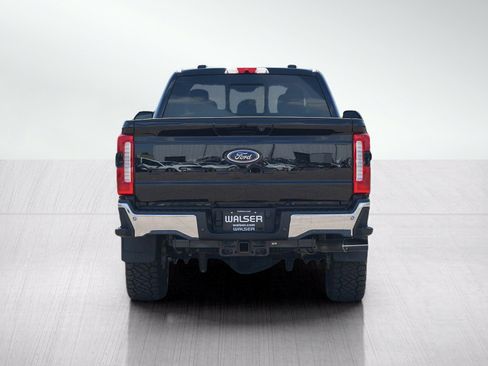 Used 2025 Ford F350 Lariat w/ Chrome Package AWD/4WD image 4