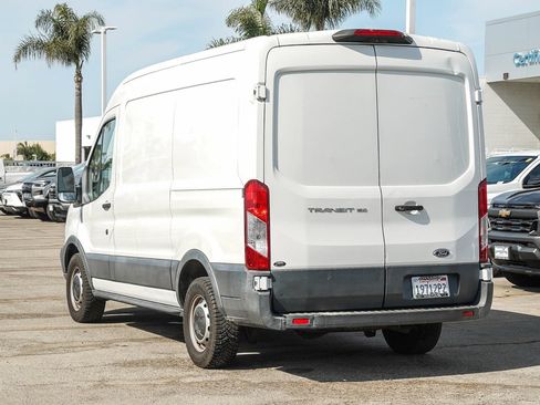 Used 2018 Ford Transit 150 130 Medium Roof RWD image 6