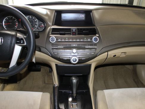 Used 2009 Honda Accord LX-P image 13