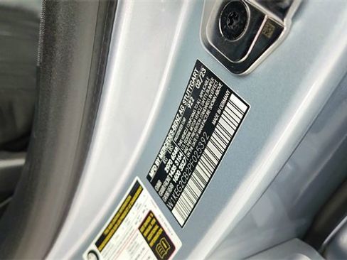 Used 2023 Mercedes-Benz EQE 500 4MATIC Sedan w/ Digital Light Package image 63