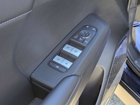 New 2026 Mitsubishi Outlander SE FWD image 12