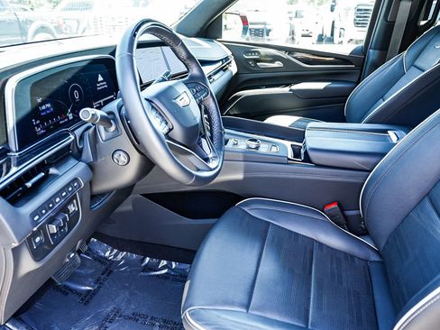 Used 2024 Cadillac Escalade Sport w/ LPO, ONYX Package AWD/4WD image 21