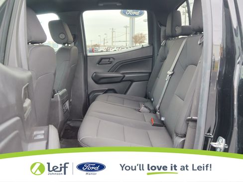 Used 2024 Chevrolet Colorado W/T w/ Technology Package image 24