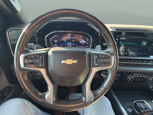 Used 2024 Chevrolet Silverado 1500 LTZ image 17