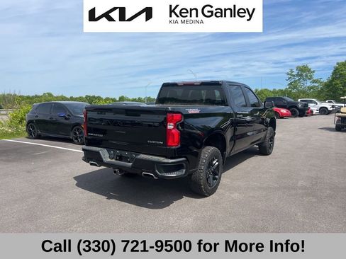 Used 2019 Chevrolet Silverado 1500 Custom Trail Boss w/ Custom Convenience Package AWD/4WD image 5